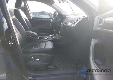 2016 Audi Q5 2.0T Premium z USA, uszkodzony, nr VIN WA1C2AFP5GA077317